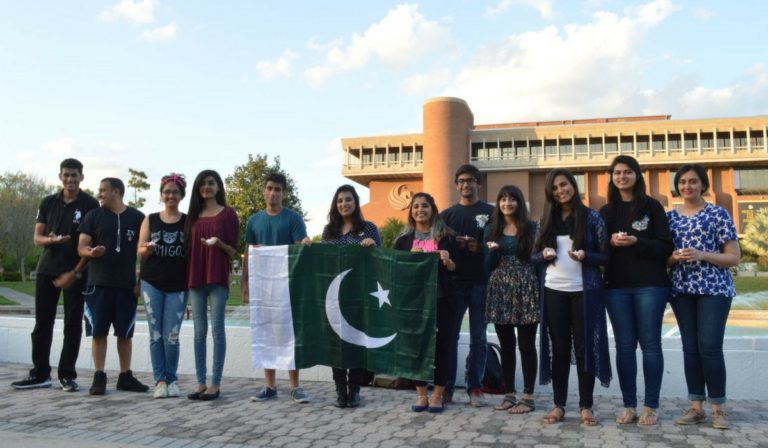 Pakistani students abroad face grievous problems as Gov stops Banks to send money abroad