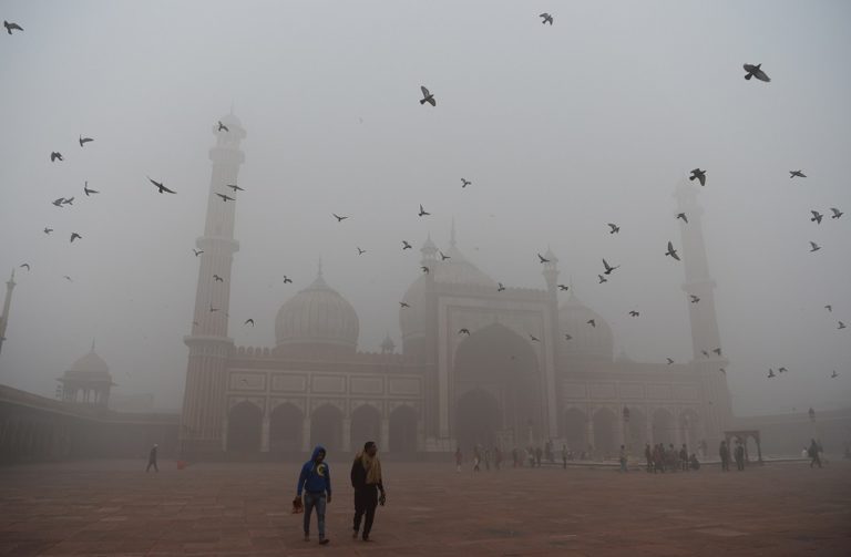 Reducing life expectancy by 60 months, Air quality in Pakistan exceeds safe limits, Report