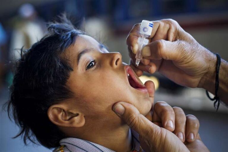 Members of Senate and National Assembly back the Anti-polio drive for Polio free Pakistan