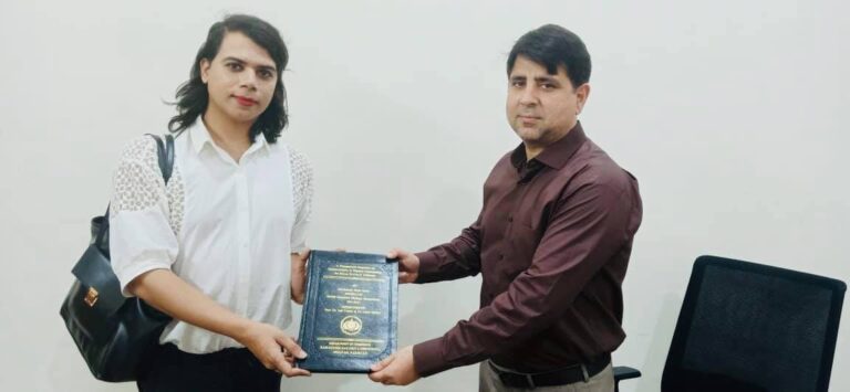 A trans woman Saro Imran gets M.phil degree from Bahauddin Zakariya University Multan